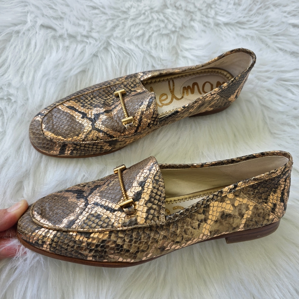 Women's Snake Print Loafers Size 7